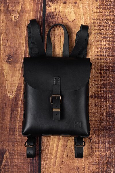 Rucsac handmade din piele naturala URBAN BAG The Draguta - Negru